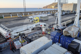 Научноизследователски кораб „Св. св. Кирил и Методий“ - Антарктида - ден 12 - Испания - Картахена - пристанище - товаро-разтоварителни дейности