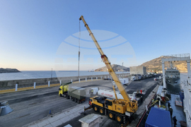 Научноизследователски кораб „Св. св. Кирил и Методий“ - Антарктида - ден 12 - Испания - Картахена - пристанище - товаро-разтоварителни дейности