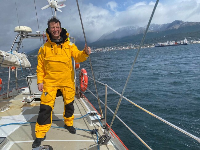 Shackleton Mission Crew Visits Bulgarian Base on Livingston Island