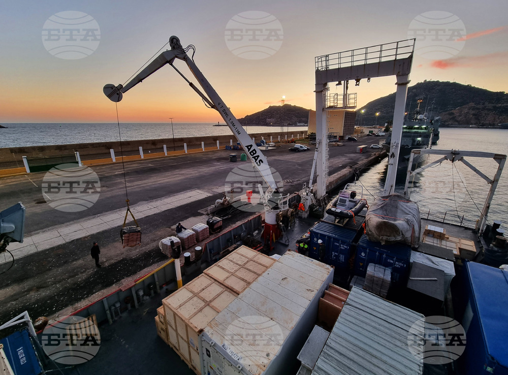 Naval Research Ship Sv Sv Kiril i Metodii - Antarctica - Day 12 - Evening - Spain - Cartagena - Port - Loading/Unloading Activities