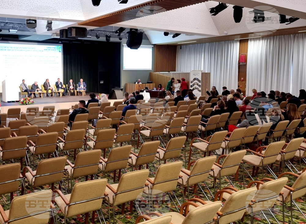 Албена - среща - местни власти - недостигът на вода и климатичните промени