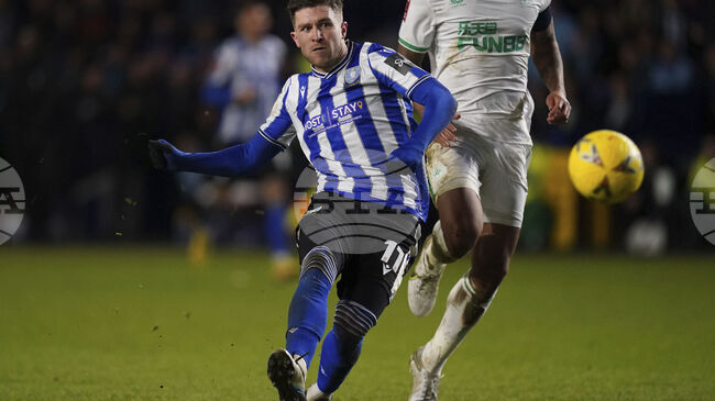 Шефилд Уензди изпадна рекордно рано от Чемпиъншип след загуба в градското дерби с Шефилд Юнайтед