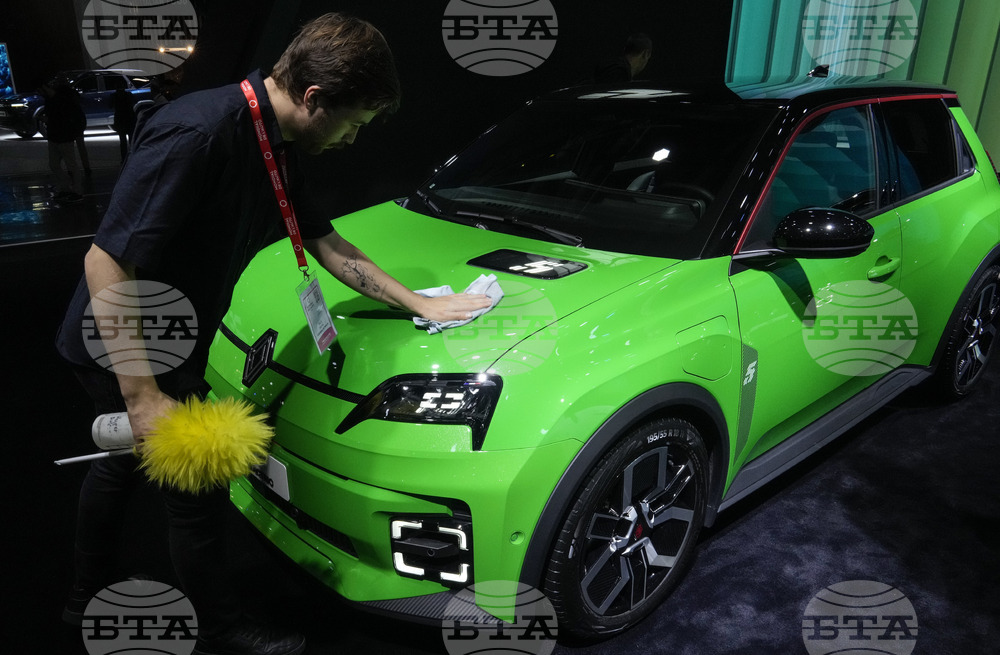 "Рено" надвиши прогнозата за приходите през третото тримесечие с ръст от 6,8 на сто