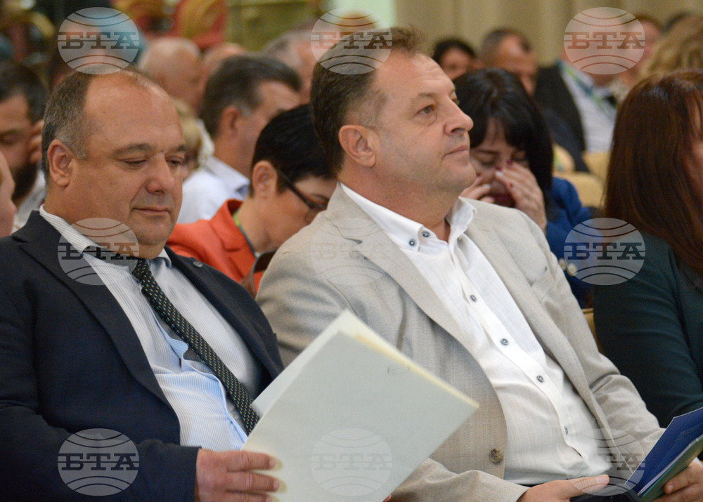 Албена - среща - местни власти - управление на отпадъците - споделена отговорност на общините и държавата