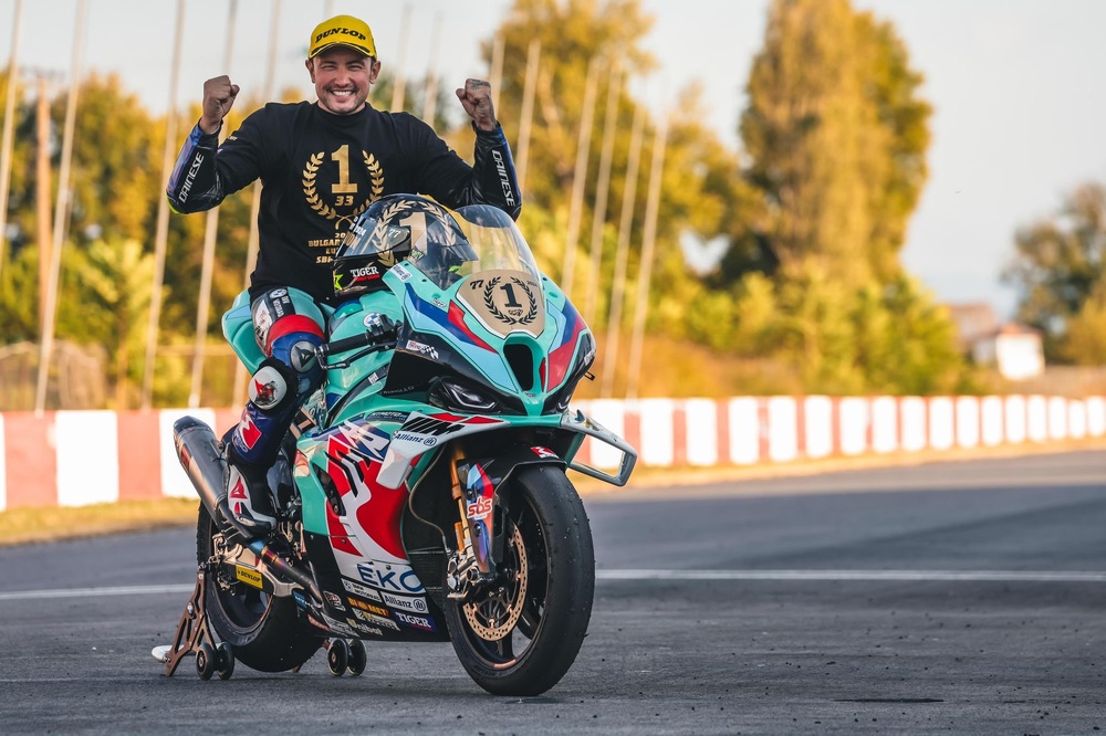 Мартин Чой записа две победи и рекорд на писта "Дракон" в републиканския шампионат по мотоциклетизъм