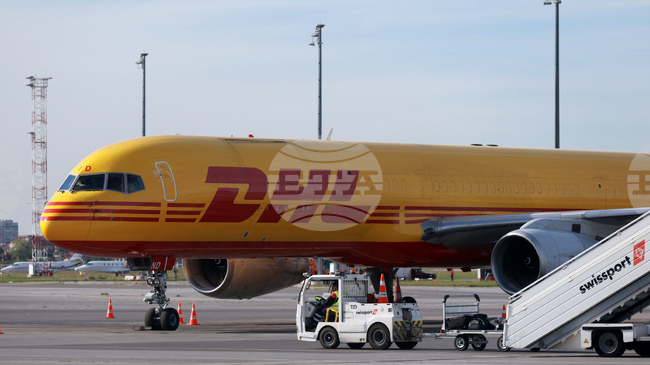 Ди Ейч Ел увеличава дивидентите и повишава прогнозите за финансовата 2026 г. въпреки понижаването на печалбата през четвъртото тримесечие