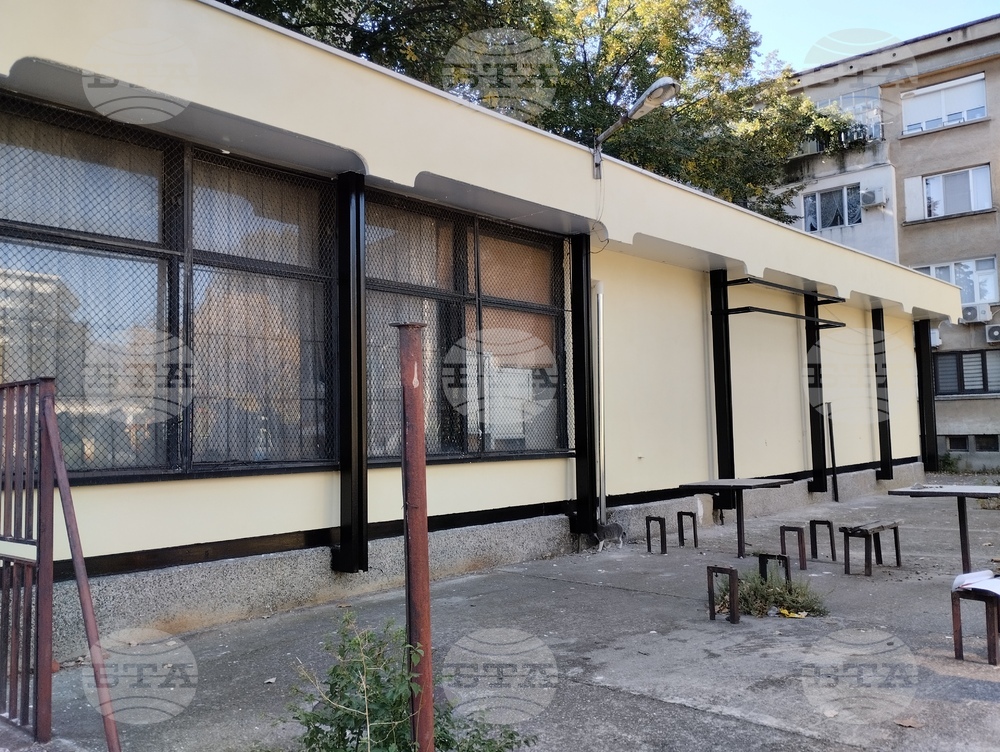 Община Сливен: Общината обнови покрива и фасадата на Клуб на инвалида в квартал „Даме Груев“