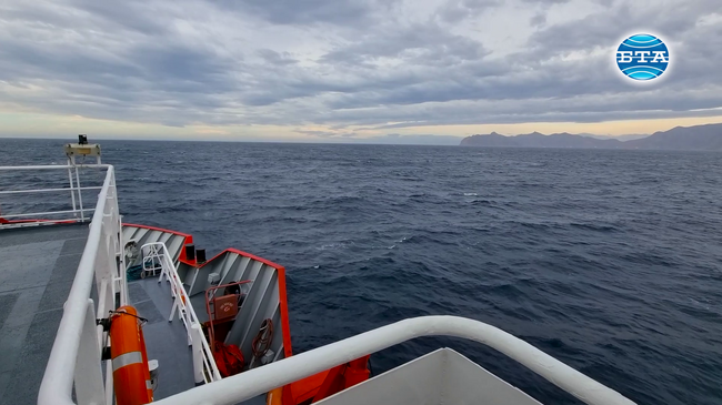 „Св. св. Кирил и Методий“ потегли към Гибралтарския проток