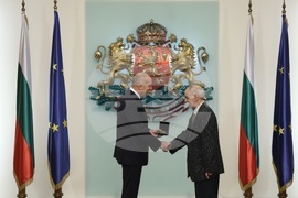 Румен Радев - дейци на военната авиация - отличия