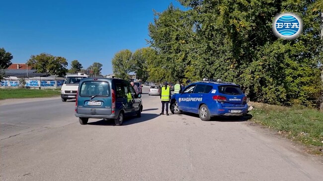 При специализирана акция във видинския квартал „Нов път“ до момента са задържани трима души, единият - за купуване и продаване на гласове