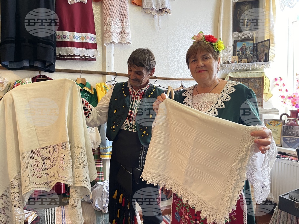 Украйна - Село Зализничне - Етнографски музей