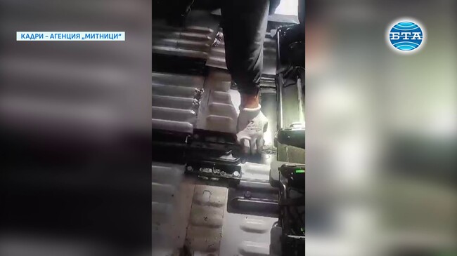  Близо 19 кг марихуана в газови бутилки за метан откриха на ГКПП Лесово