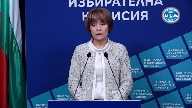 За участие в изборите са регистрирани 4858 кандидати, от които 1378 – жени, а 3480 – мъже, съобщи Росица Матева