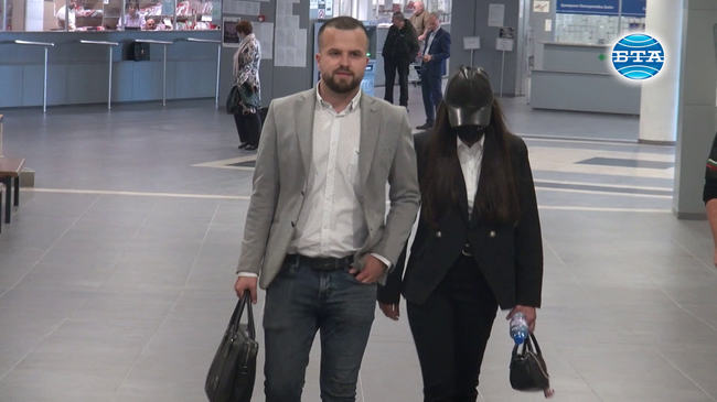 Съдът даде ход на делото срещу Симона Радева, обвинена, че е подпомогнала Георги Семерджиев да се укрие след катастрофата на бул. "Черни връх"