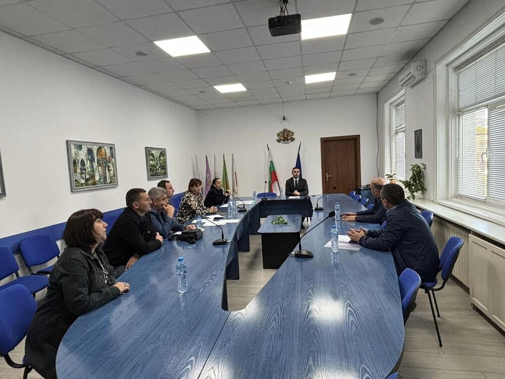 Процедурата по предаване на изградена инфраструктура за стопанисване от ВиК-оператора бе обсъдена от Асоциацията по ВиК в Търговище