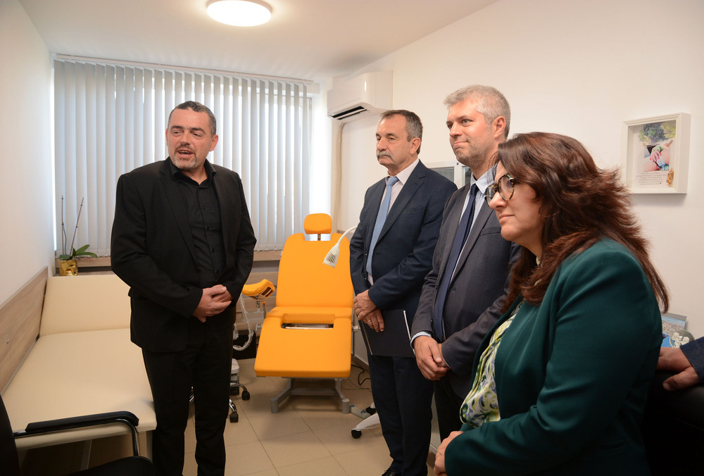 Община Варна: Кметът Благомир Коцев откри нов кабинет за репродуктивно здраве в СБАГАЛ „Проф. д-р Димитър Стаматов“