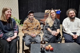 Шумен - театър - „Добрият човек от Шумен“ - премиера