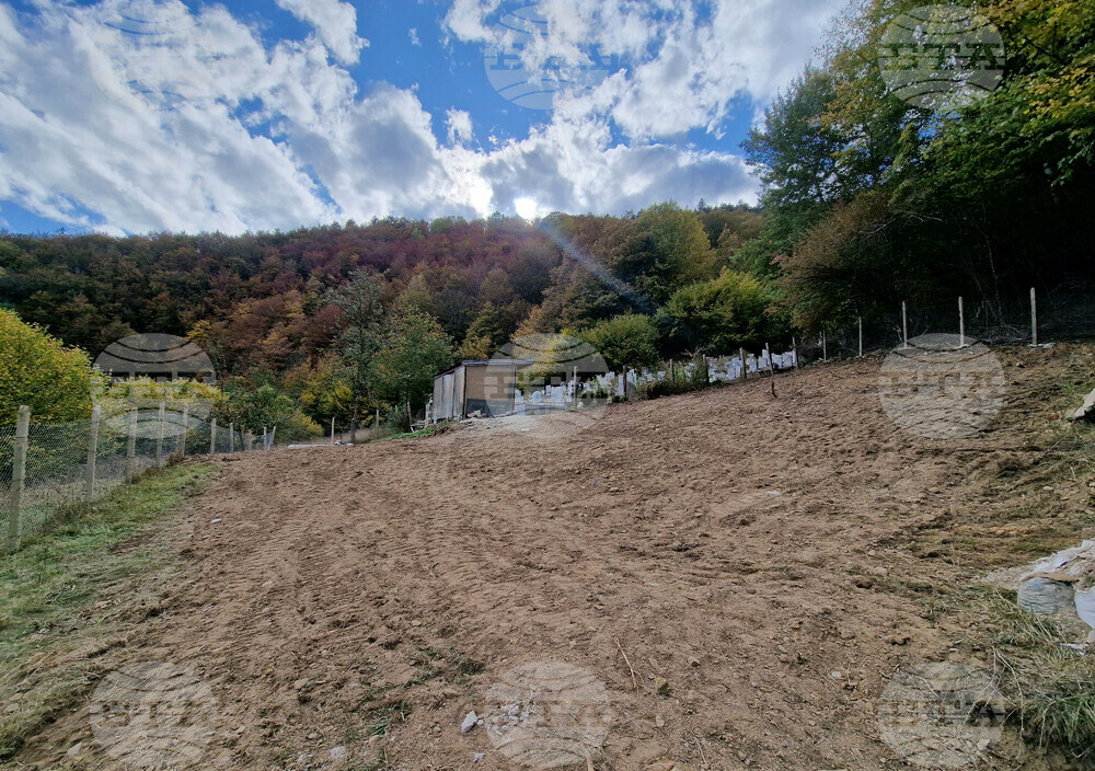 Село Бостина - гробищен парк - ремонт