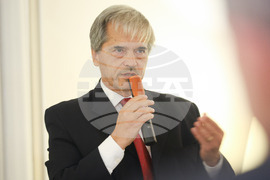 „Укрепване на приятелството и сътрудничеството между България и Аржентина в настоящата геостратегическа ситуация“ - кръгла маса