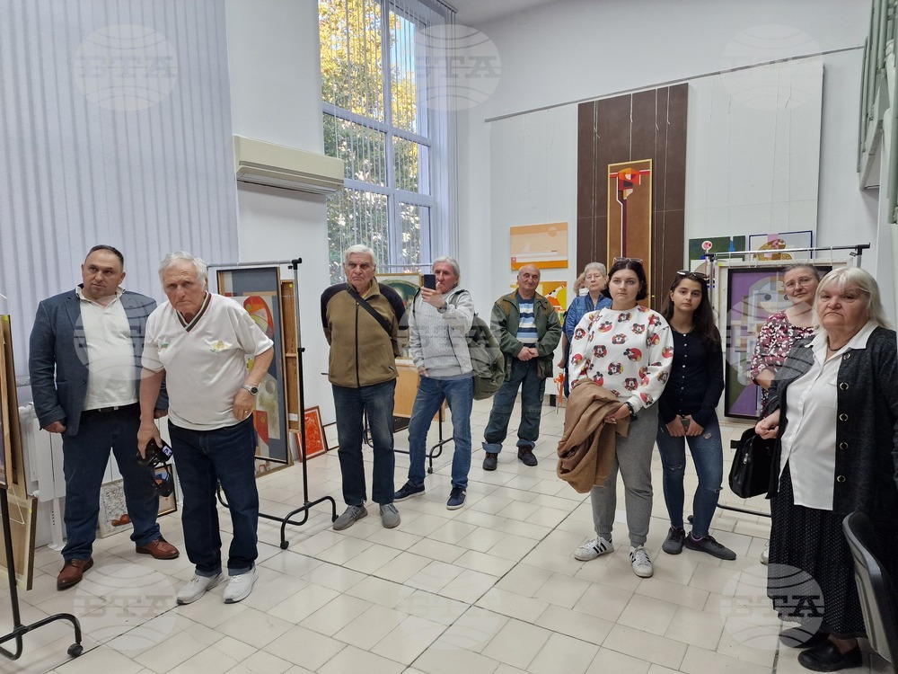Разград - библиотека - Еленко Петков - изложба