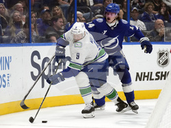 Canucks Lightning Hockey