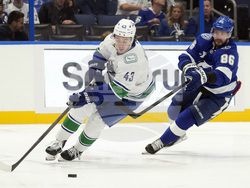 Canucks Lightning Hockey