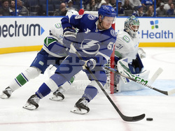 Canucks Lightning Hockey
