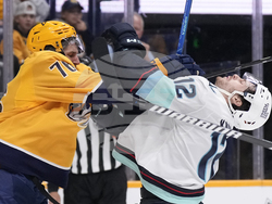 Kraken Predators Hockey