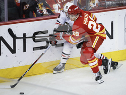 Blackhawks Flames Hockey