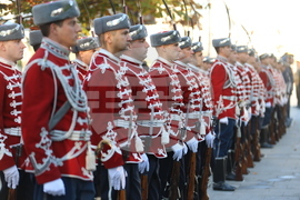 Паметник на летеца - празник на ВВС - поднасяне на венци
