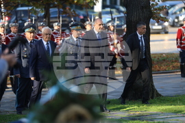 Паметник на летеца - празник на ВВС - поднасяне на венци - Румен Радев