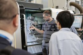 Японска делегация - компания "Мултивак"