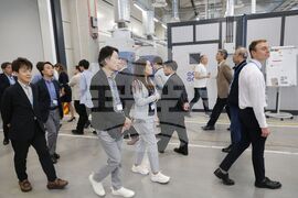 Японска делегация - компания "Мултивак"