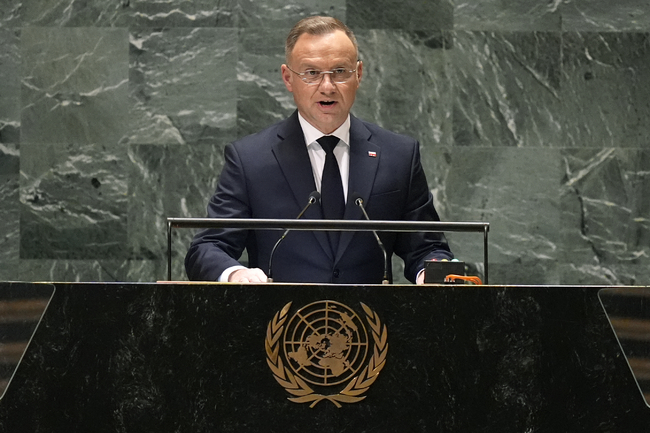 Полският президент иска Нетаняху, за когото има издадена заповед за арест от МНС, да присъства на отбелязване на годишнина в Аушвиц
