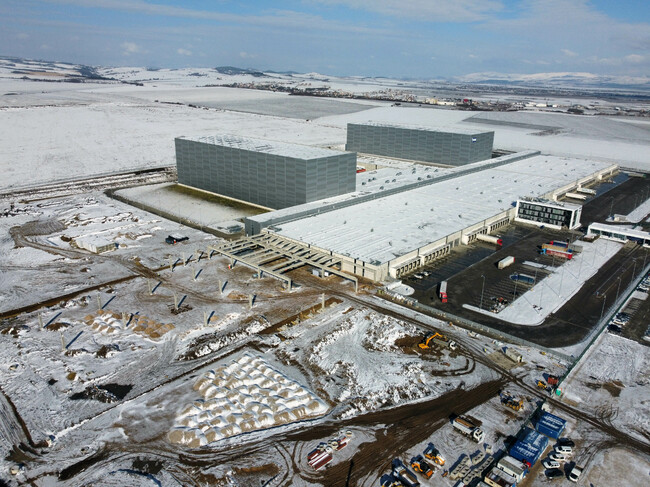 В областите Стара Загора, Кюстендил и Перник ще бъдат вложени 149 млн. лв. за развитие на индустриални и логистични паркове