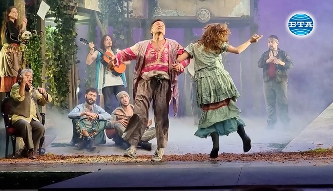 Режисьорът Габор Томпа пред БТА: Хората се завръщат към театъра в най-трудните времена