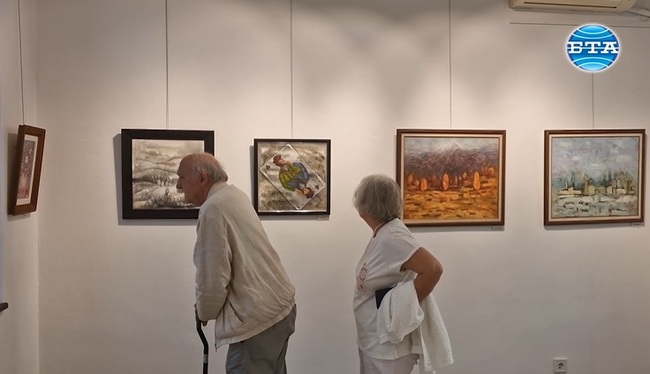 Обща изложба на Дружеството на троянските художници е подредена в залите на галерия „Серякова къща“