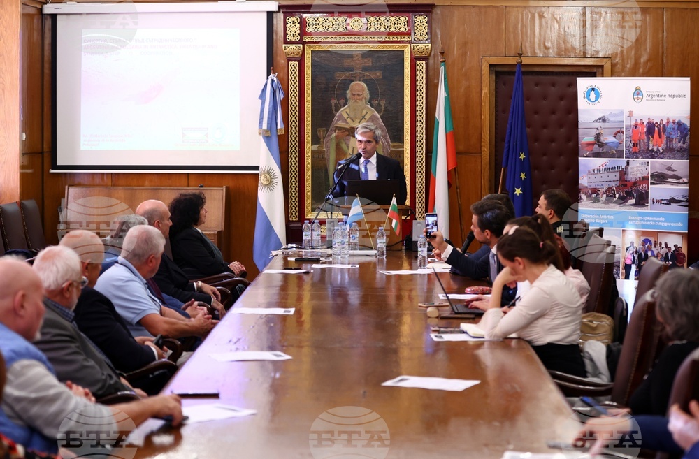 Аржентина и България на Антарктида - конференция - Алехандро Зотнер Майер