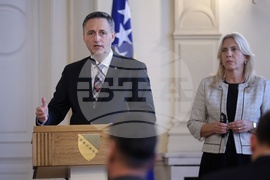 Босна и Херцеговина - Денис Бечирович - Желка Цвиянович - пресконференция