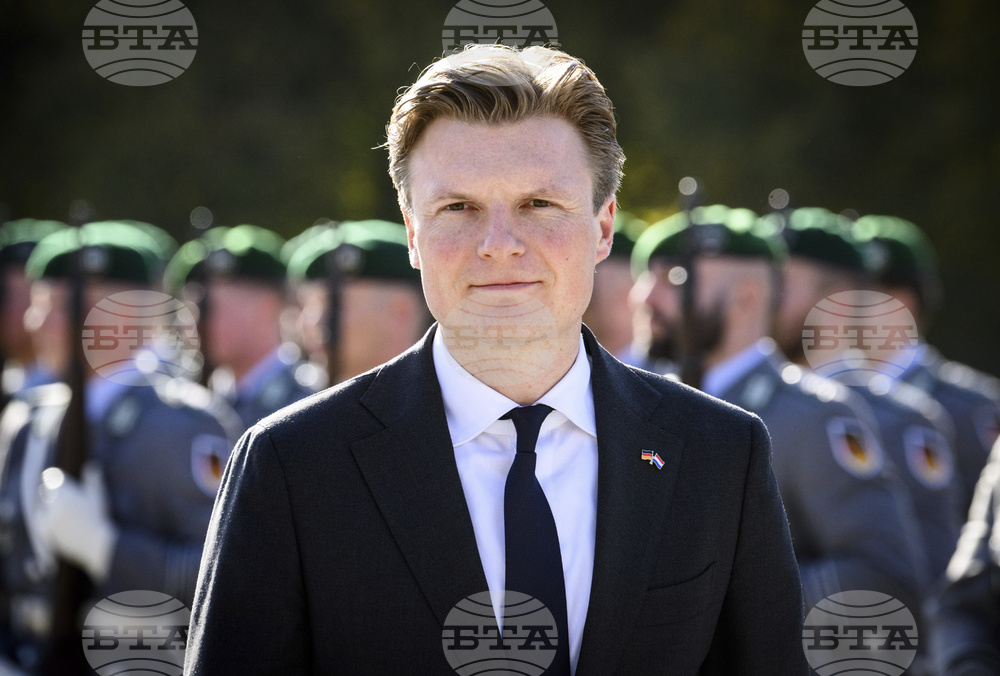 Нидерландия подкрепя предложението за увеличаване на разходите за отбрана до 5% от БВП