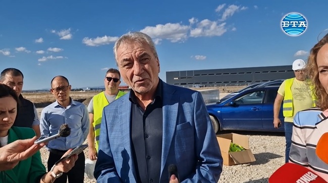 Предложили сме в бюджета за 2025 г. да бъдат отделени 100 млн. лв. за индустриализация на България, съобщи министър Росен Карадимов в Пловдив