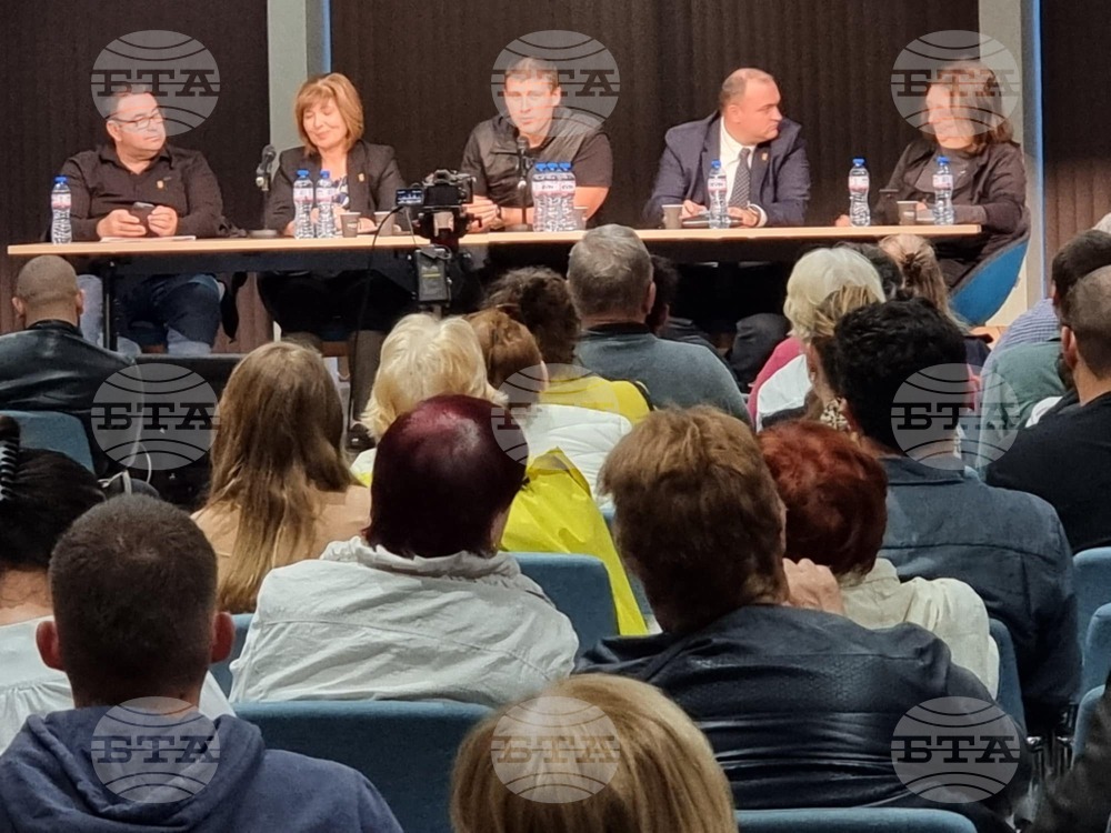 Основният проблем в България е липсата на свобода и на равноправие, каза лидерът на "Величие" Ивелин Михайлов