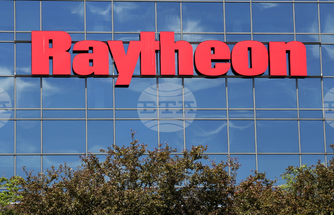 Американски оръжейни компании ще увеличат четирикратно производството на усъвършенствани оръжия, заяви Тръмп