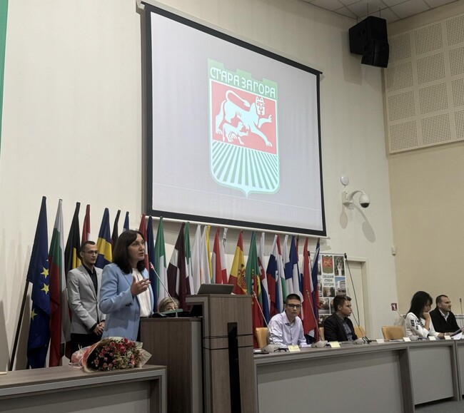 Стара Загора има своите нови млади омбудсмани – Анастасия Грозева и Адриан Георгиев