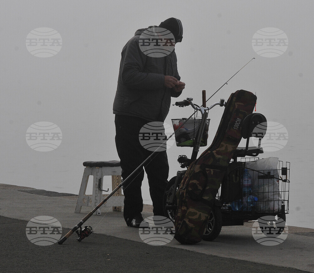 Бургас - пристанище - мъгла