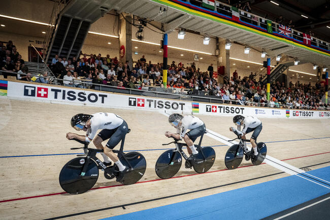 Павел Николов и Мирослав Минчев последователно счупиха националния рекорд на 200 метра летящ старт на европейското първенство по пистово колоездене