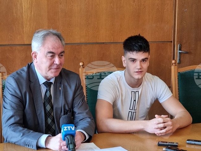 Плевен - парична награда - Мартин Бешков