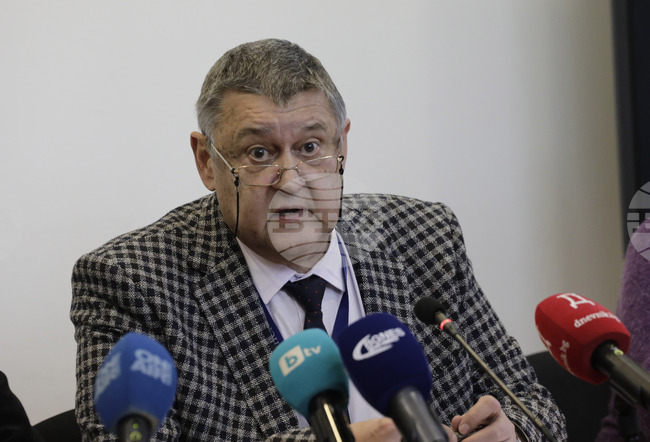 Изпълнителна агенция „Медицински надзор“ - проф. д-р Росен Коларов - проверка - брифинг