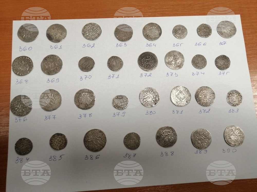 Bulgarian Customs to Hand over Some 3,000 Intercepted Antique Coins to Turkiye