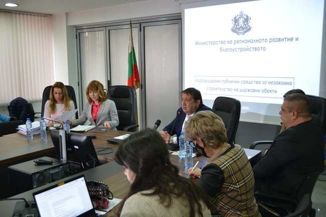 Министър Шишков: Държавата е възложила незаконно строителство на инфраструктурни обекти за над 1 млрд. лв., разплатила е близо 600 млн.лв  